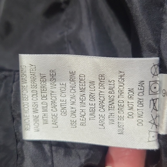 CALVIN KLEIN Black Full Zip Puffer Nylon Coat w/ Toggle Waist & Adjustable Cuffs - Picture 16 of 16